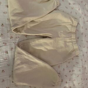 Brandy Melville Cream Women's Sweats